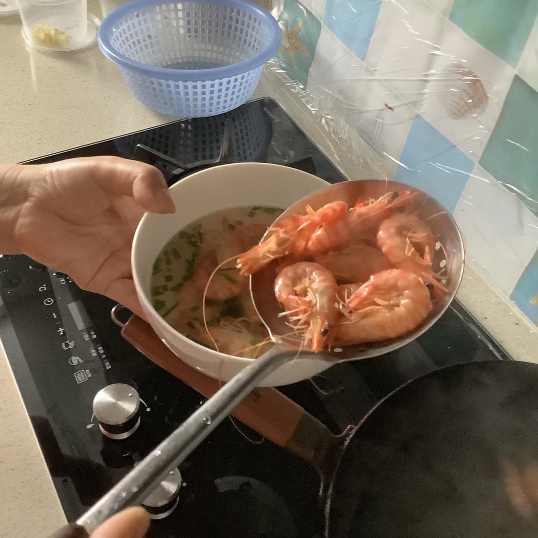 清清爽爽盐水虾的做法