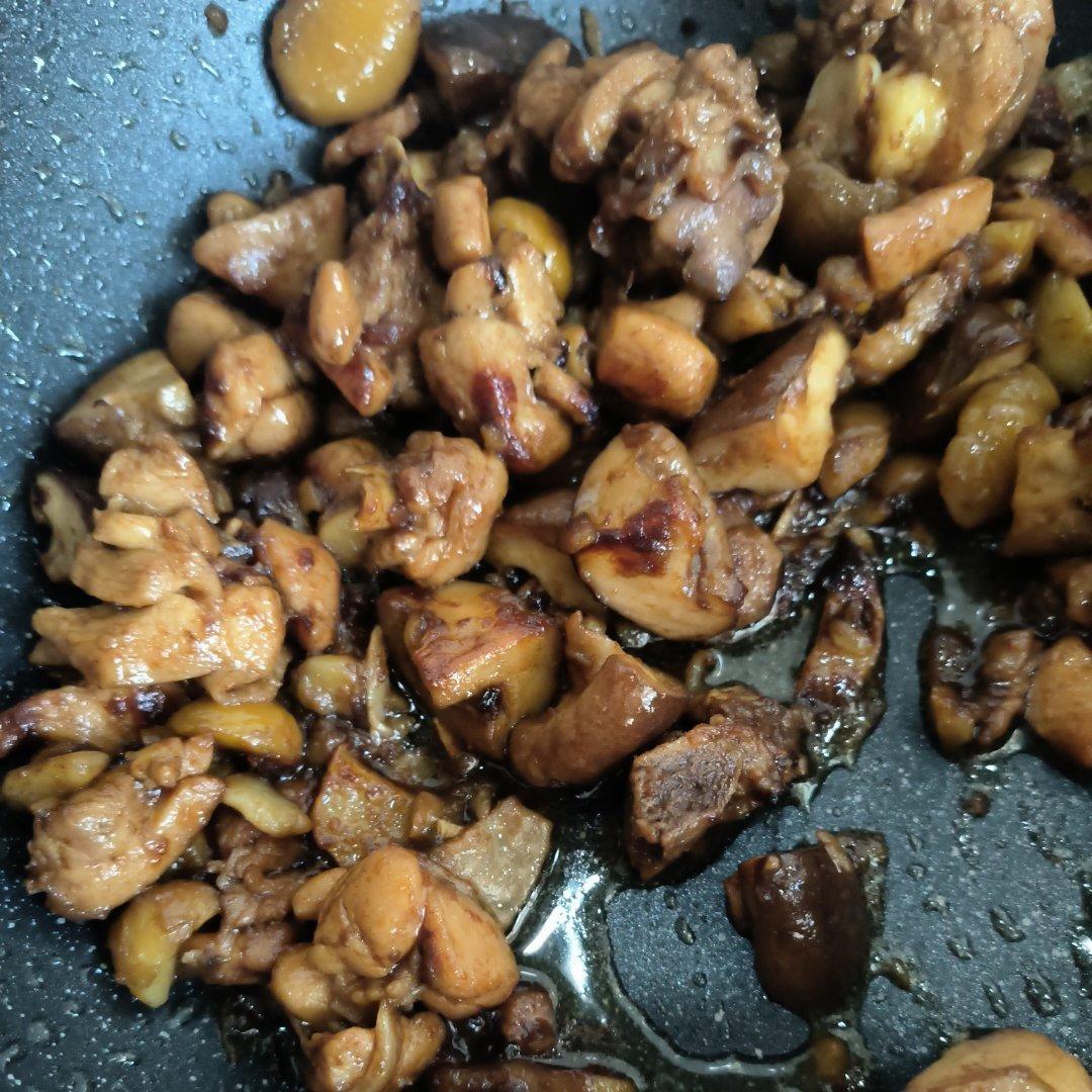 【栗子烧鸡】鸡肉都给你吃，栗子归我~