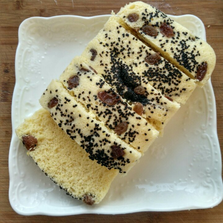 超级简单蒸黑芝麻蛋糕