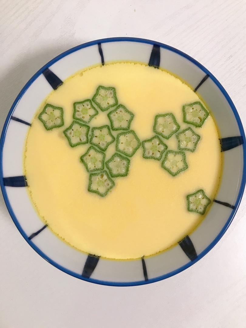 颜值控-做一朵开在碗里的花秋葵蒸水蛋