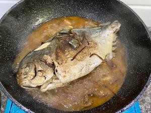 红烧金鲳鱼的做法 步骤4
