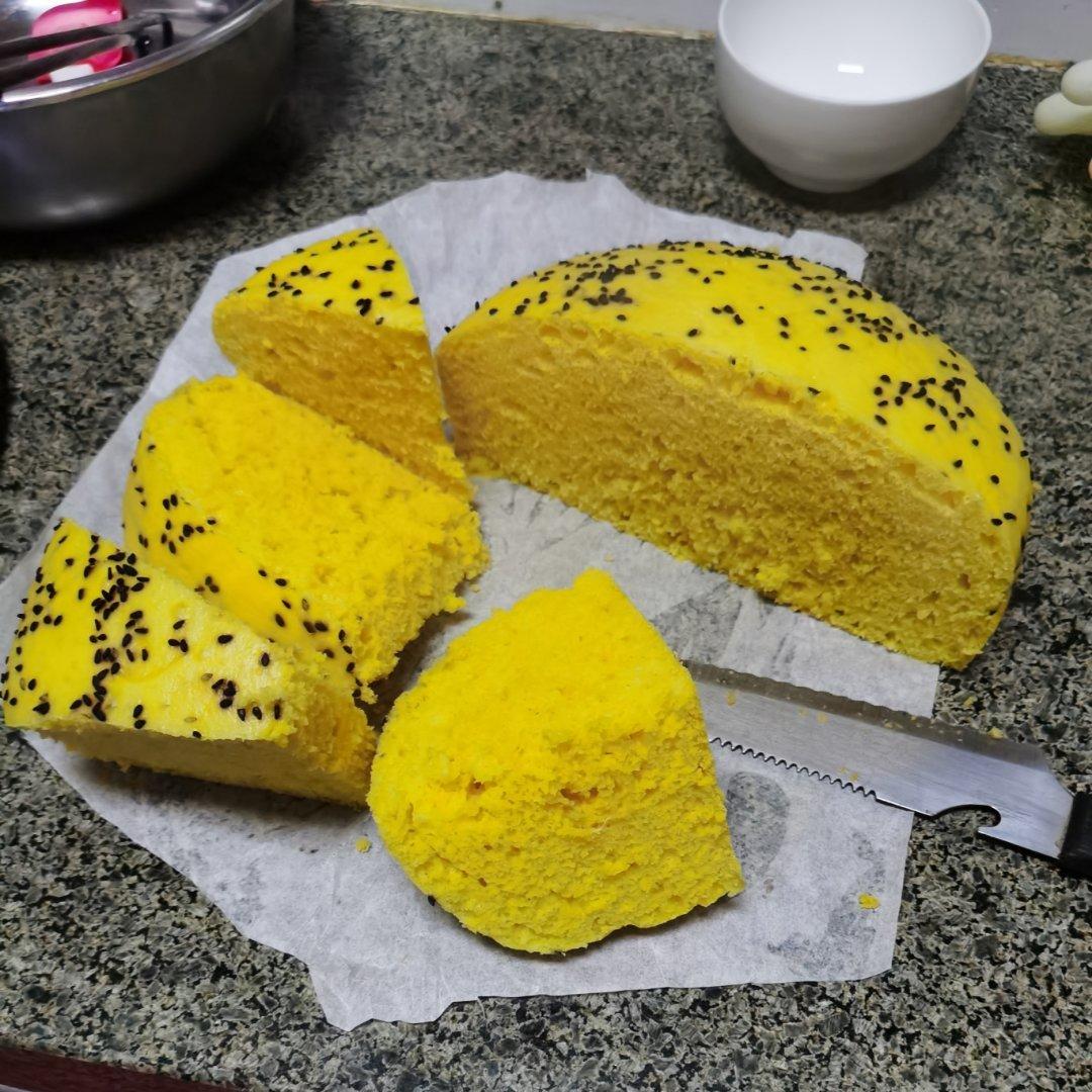 松软不发粘的南瓜发糕