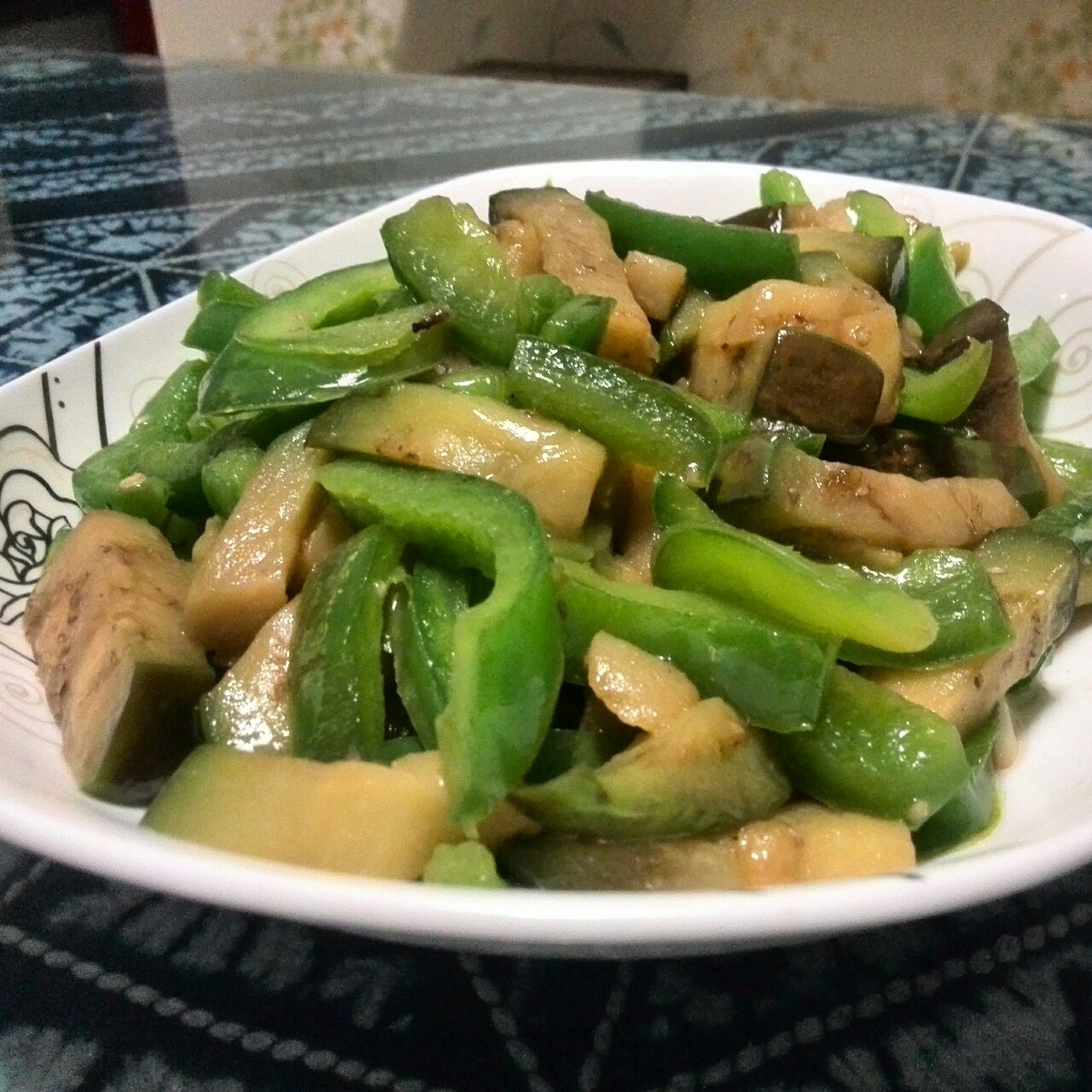 青椒炒茄子