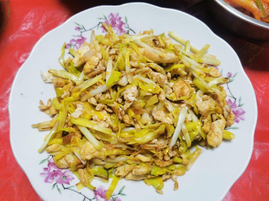 蒜黄炒鸡蛋