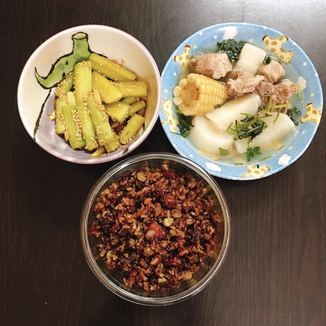 排骨玉米白萝卜汤