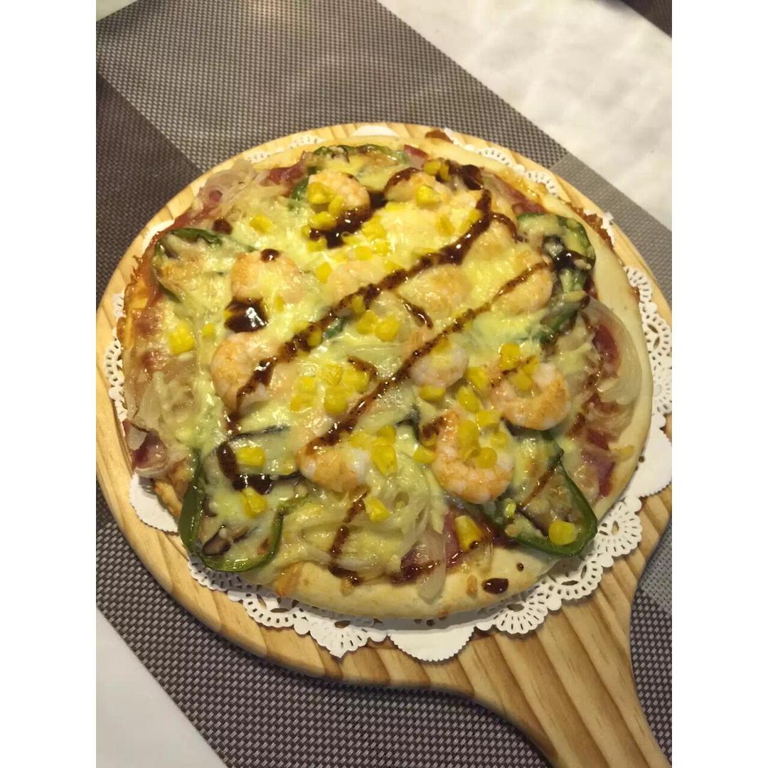 厚底鲜虾培根披萨