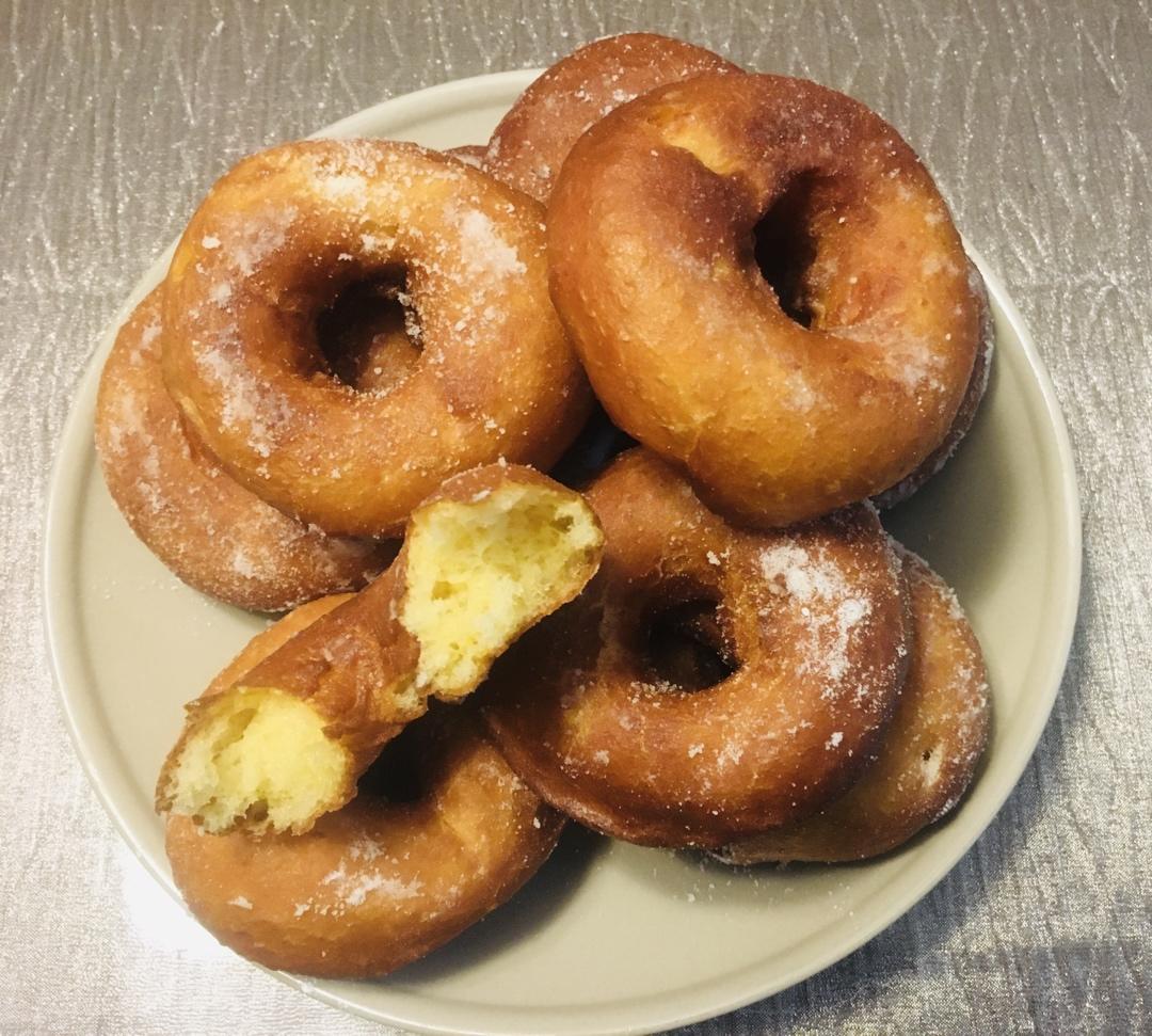🍩超快手一小时低糖无需烤箱的甜甜圈（详细视频）