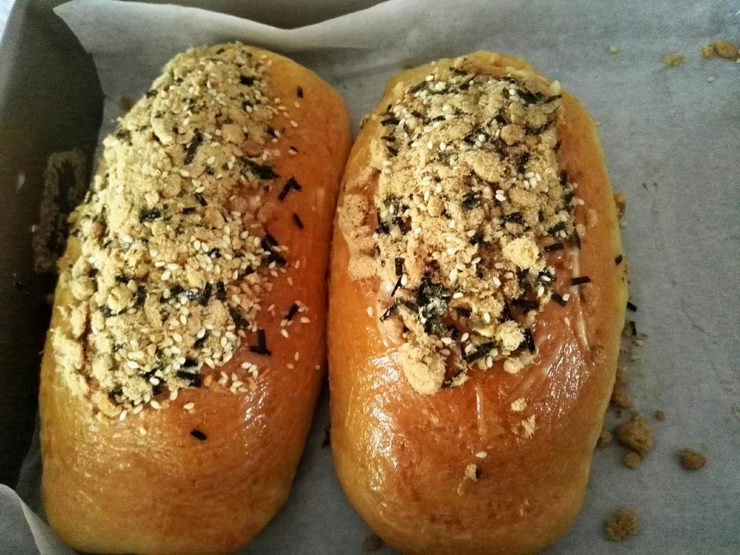 红糖葡萄干核桃面包