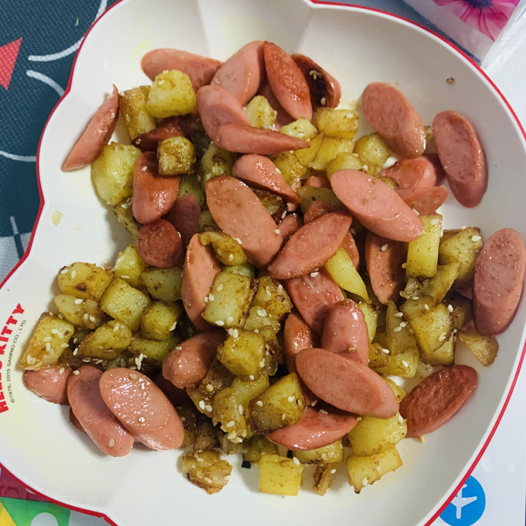 三周岁宝宝可以吃的孜然火腿土豆丁