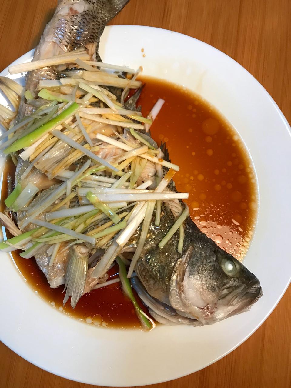 清蒸鲈鱼