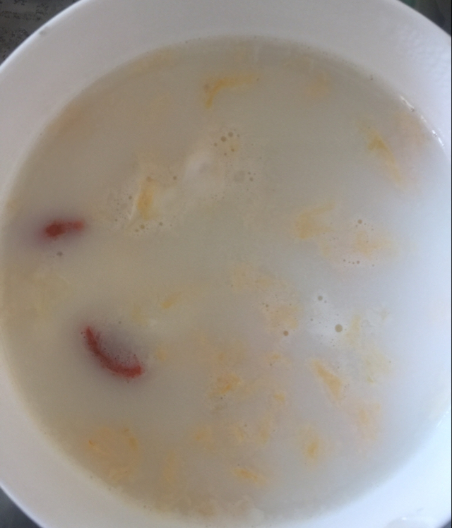 鸡蛋枸杞牛奶燕麦