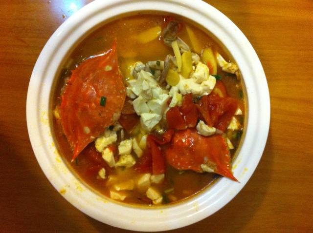 蕃茄梭子蟹豆腐煲