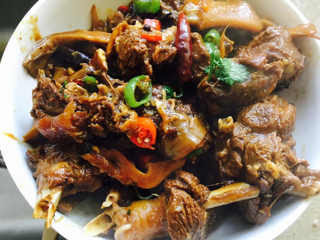 涵涵hh做的啤酒焖鹅