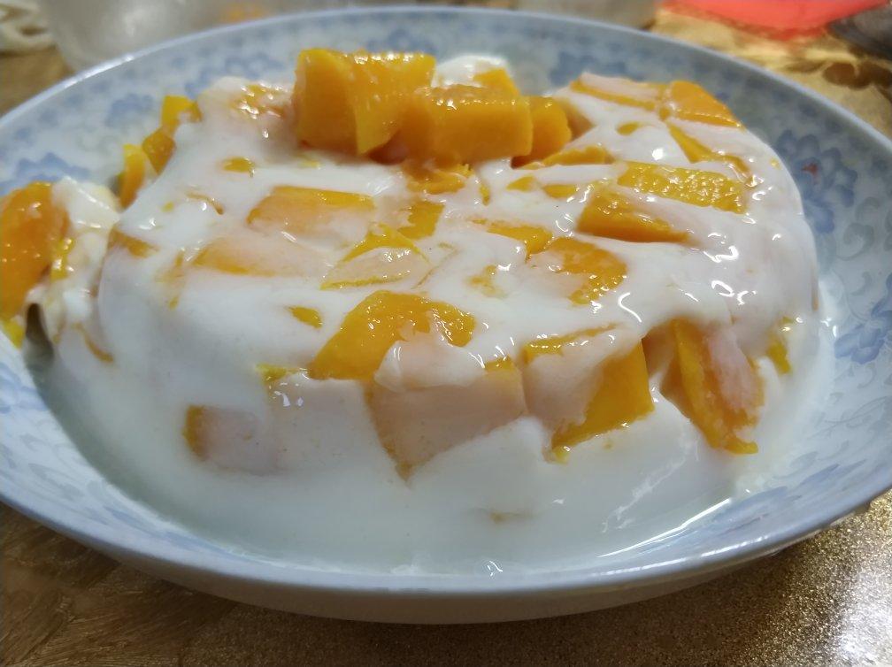 芒果椰奶布丁（白凉粉版）