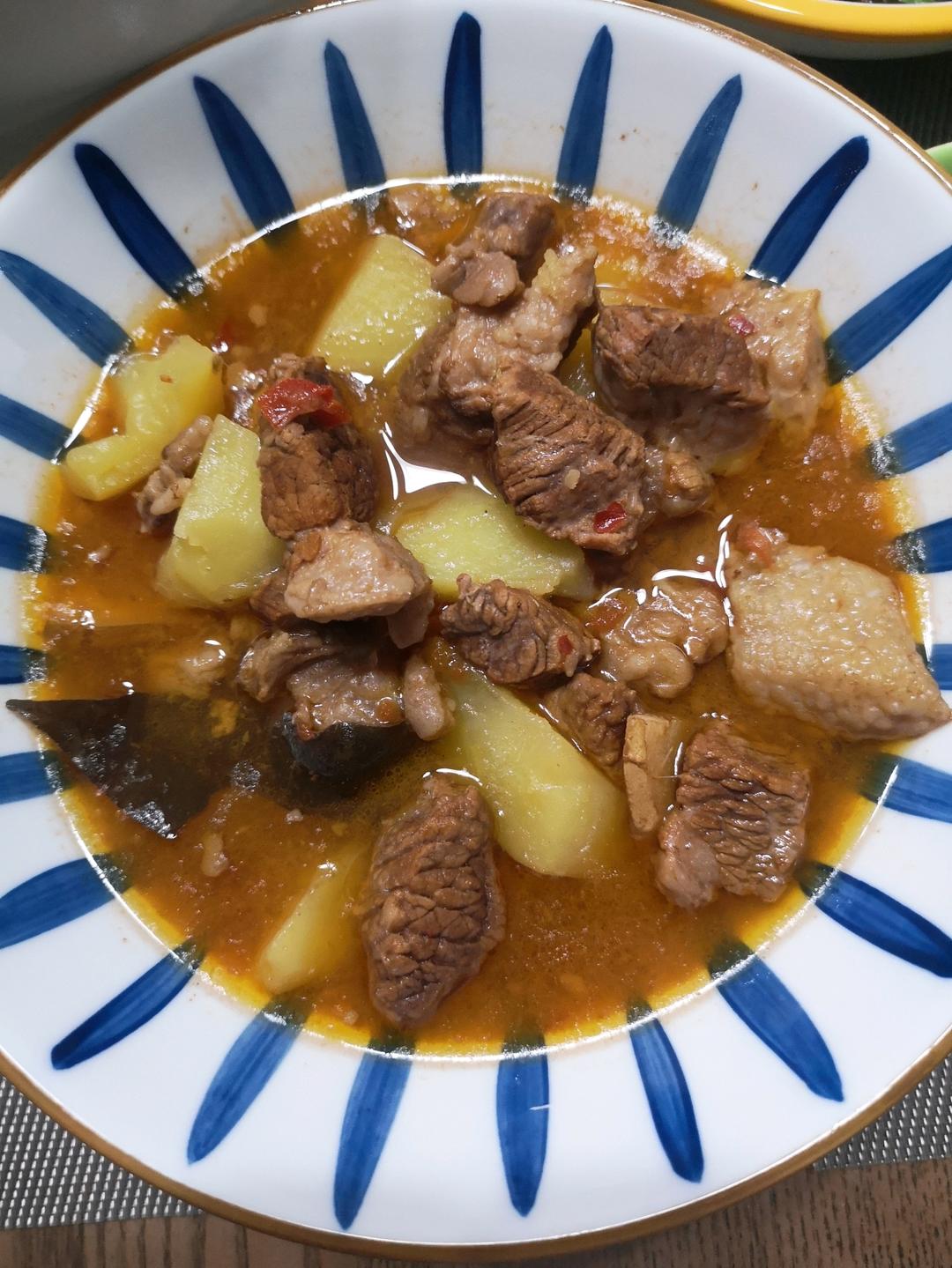 土豆炖牛肉
