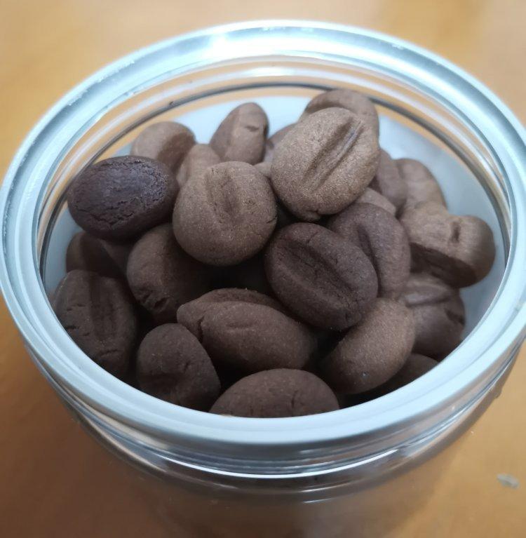 咖啡控们不可抗拒的甜点-星巴克via咖啡豆豆饼干