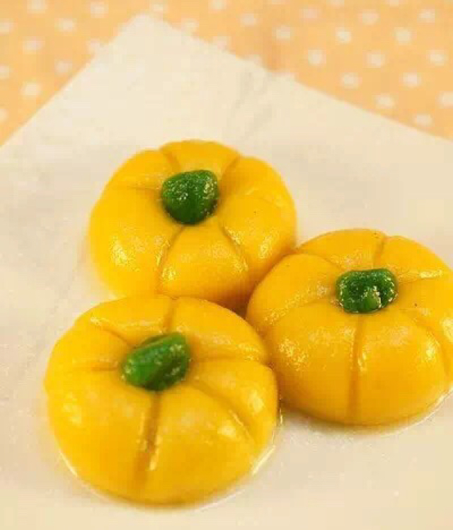 手工南瓜汤圆