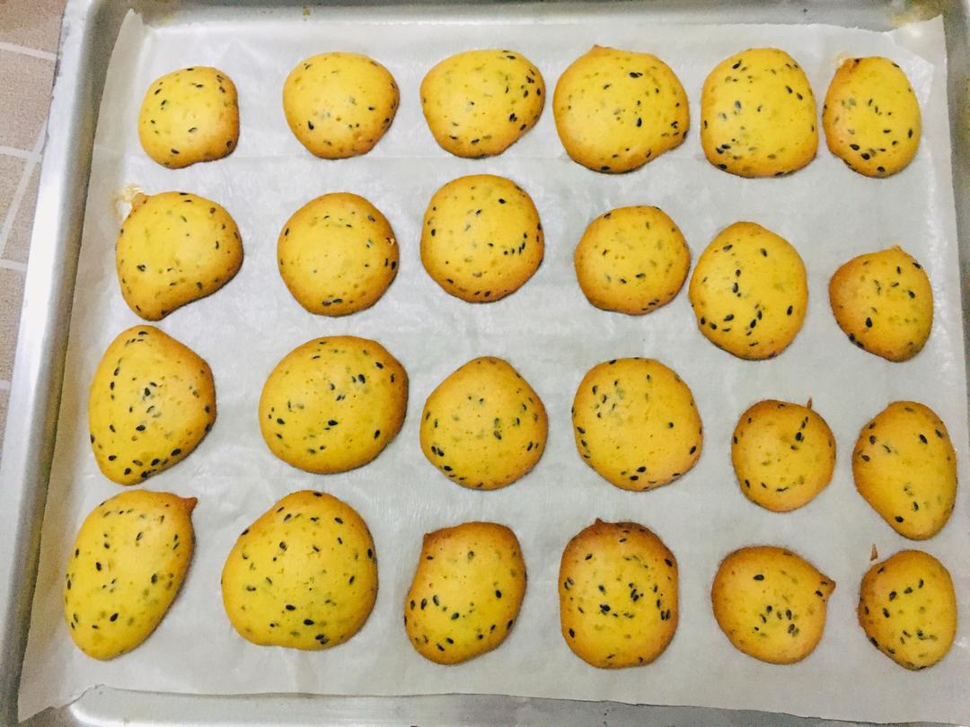 简单芝麻薄脆小饼干🍪