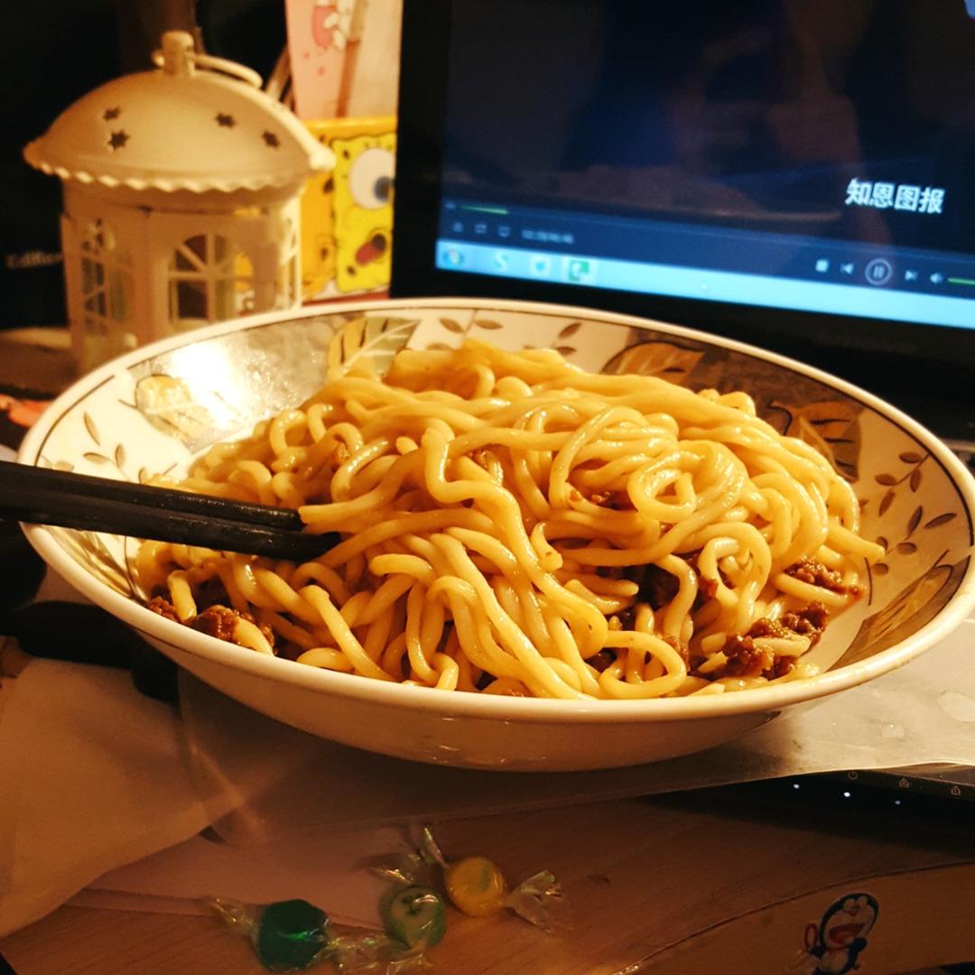 永远吃不腻的古早味臊子面