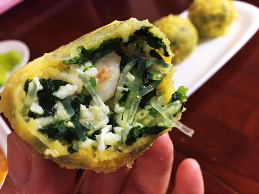 菠菜粉丝虾仁菜团子的做法