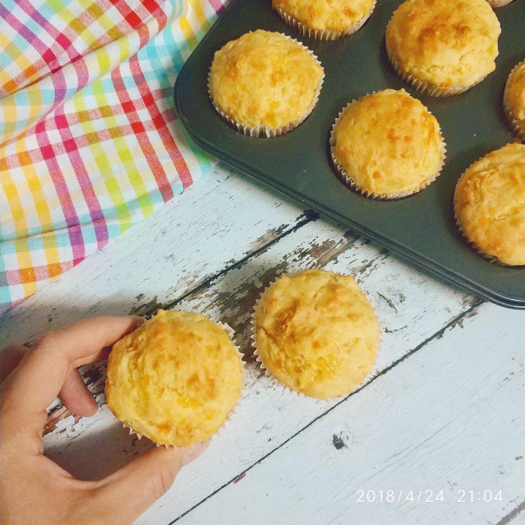 威尔士兔子马芬（Welsh rarebit muffins）