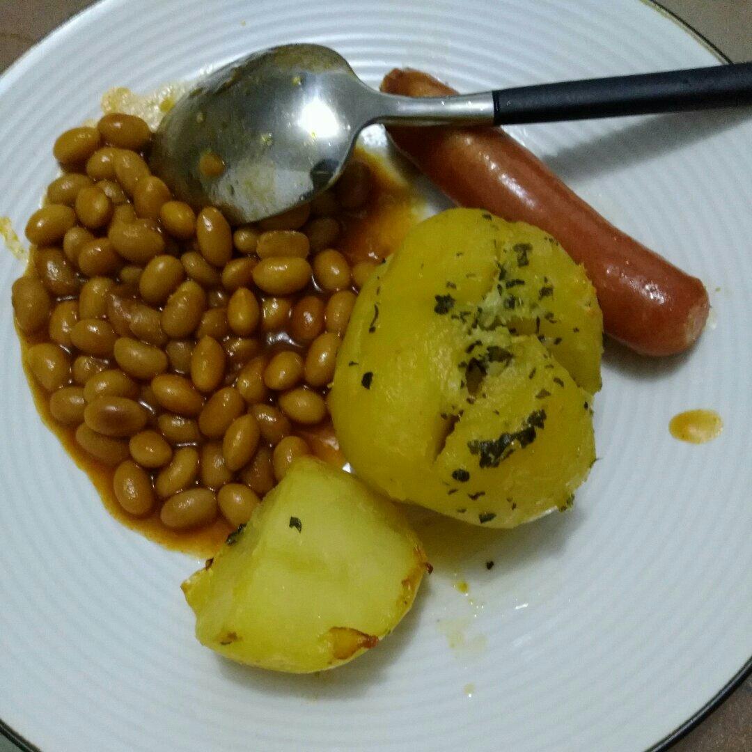香烤土豆佐秘制红酱