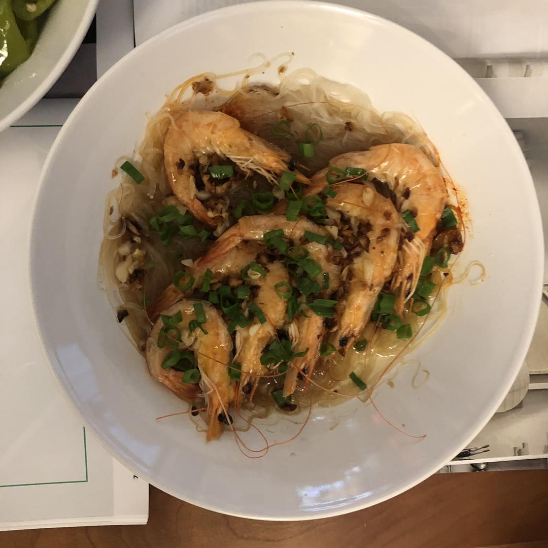 蒜蓉粉丝蒸大虾