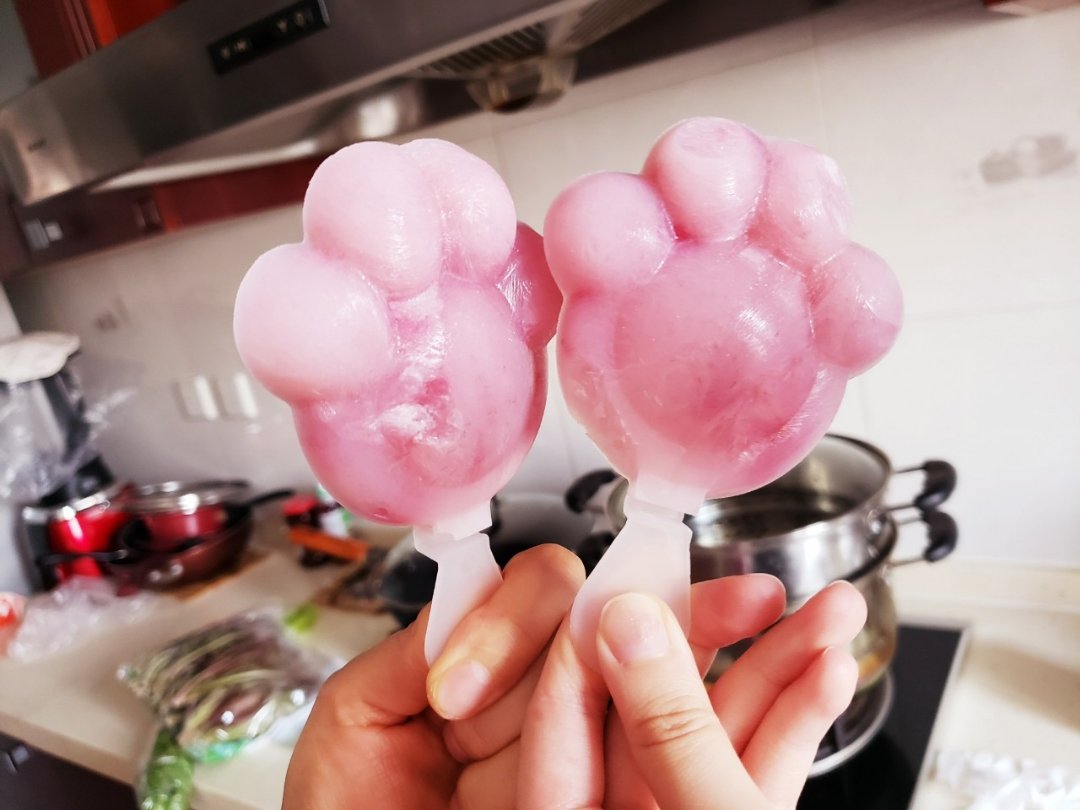 草莓牛奶冰棍
