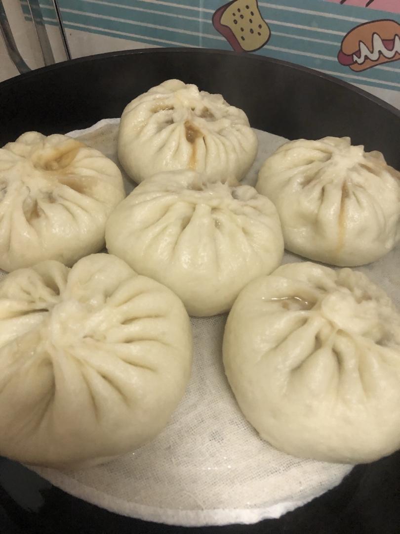 鲜肉包子