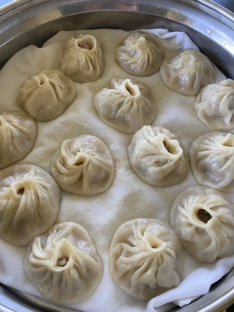 灌汤小笼包