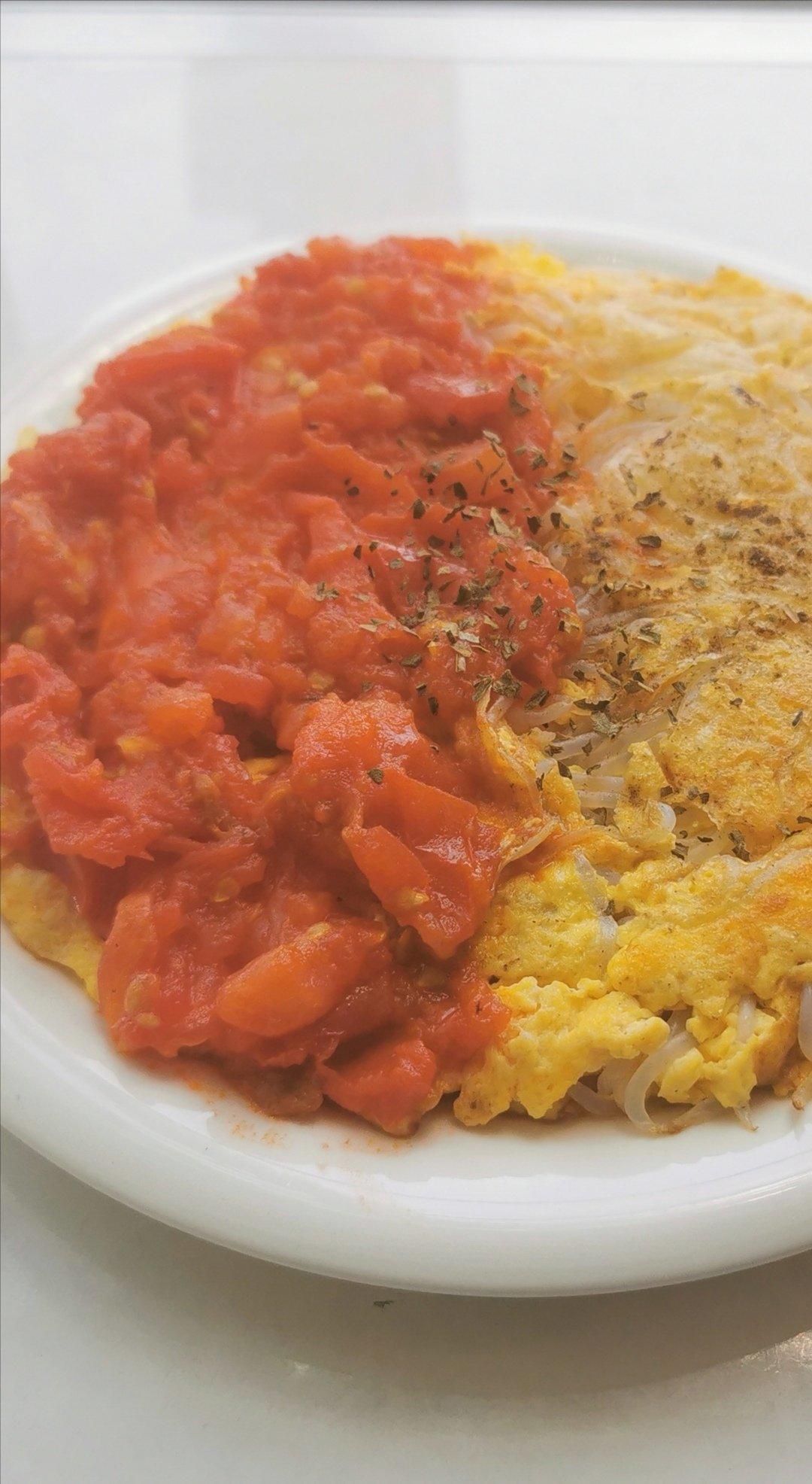 敲健康番茄酱魔芋丝鸡蛋饼🥞