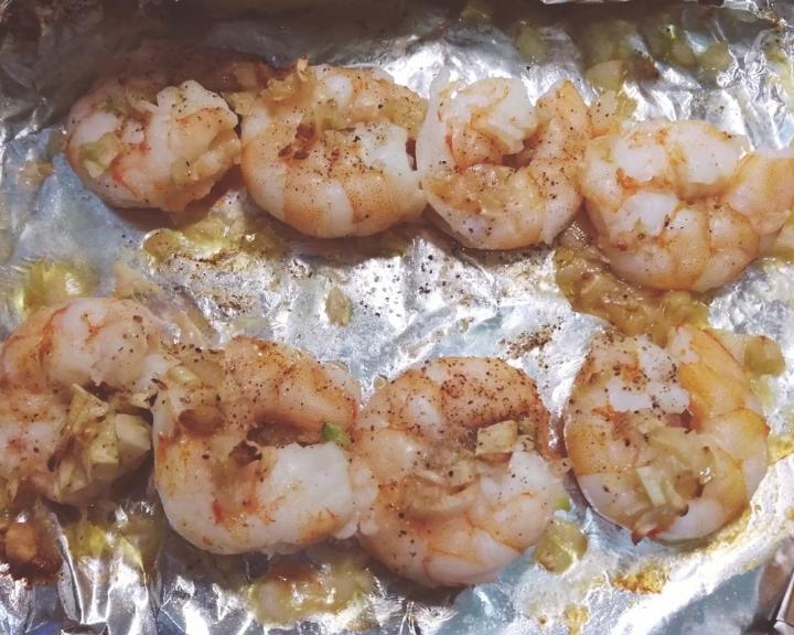 简易版蒜蓉烤虾