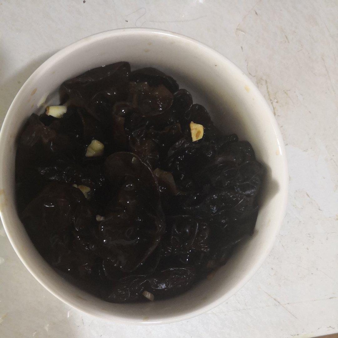 爽口拌木耳