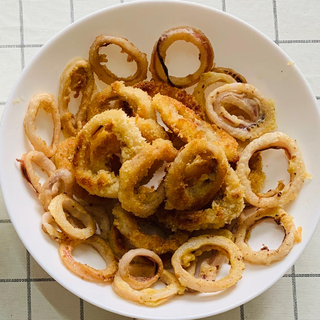 酥炸鱿鱼圈——好吃到停不了口