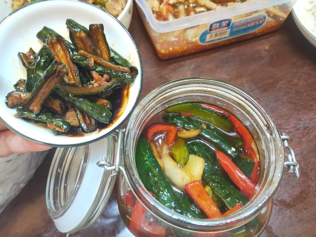 腌黄瓜（非常好吃的咸菜）