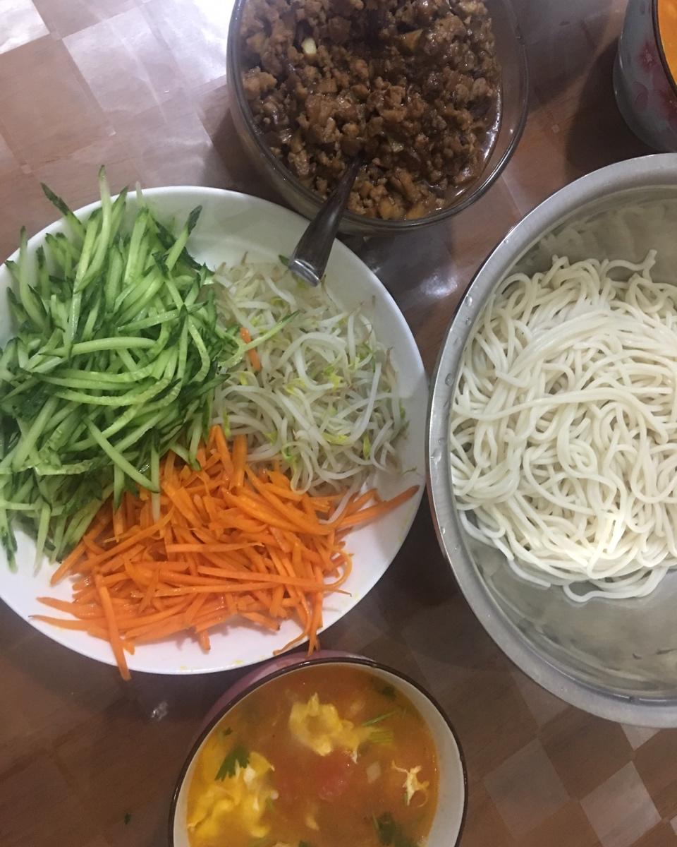 堂妈的炸酱面