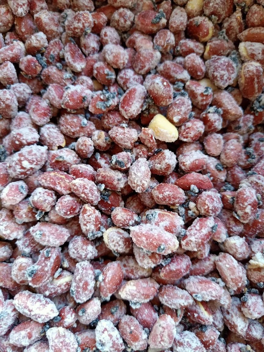 家常琥珀花生米