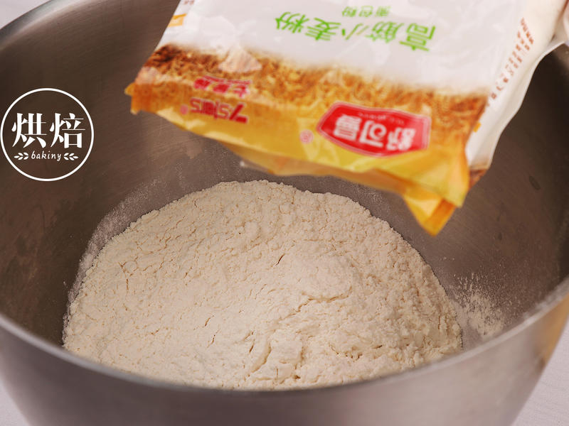 纯奶手撕吐司的做法 步骤1