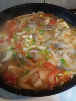 西红柿平菇豆腐汤的做法 步骤5