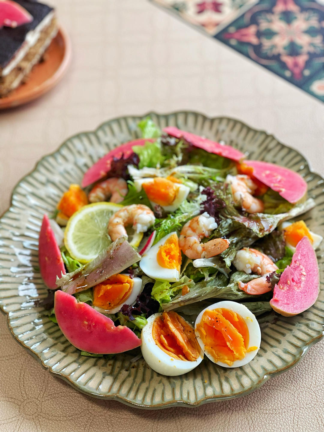 减脂美食：啤梨碧根果芝麻菜沙拉