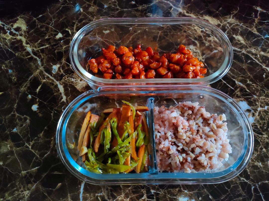 青椒炒豆干