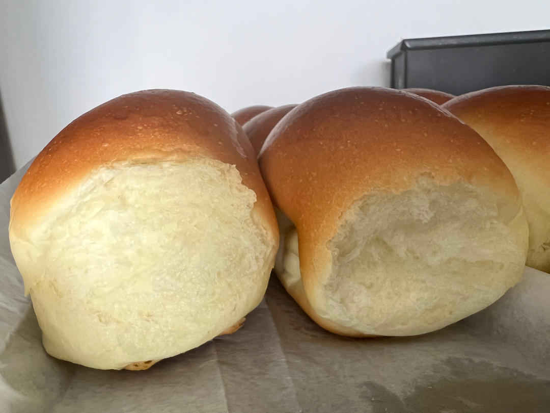 完胜白玉兰小球面包 🏈 甜咸两种口味  手撕面包