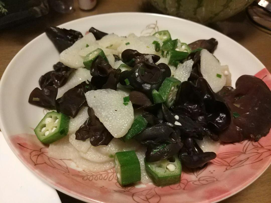 秋葵木耳炒山药