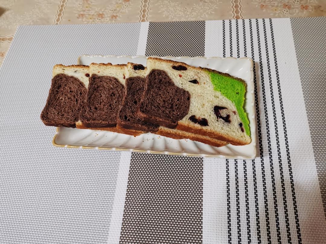 蔓越莓三色吐司