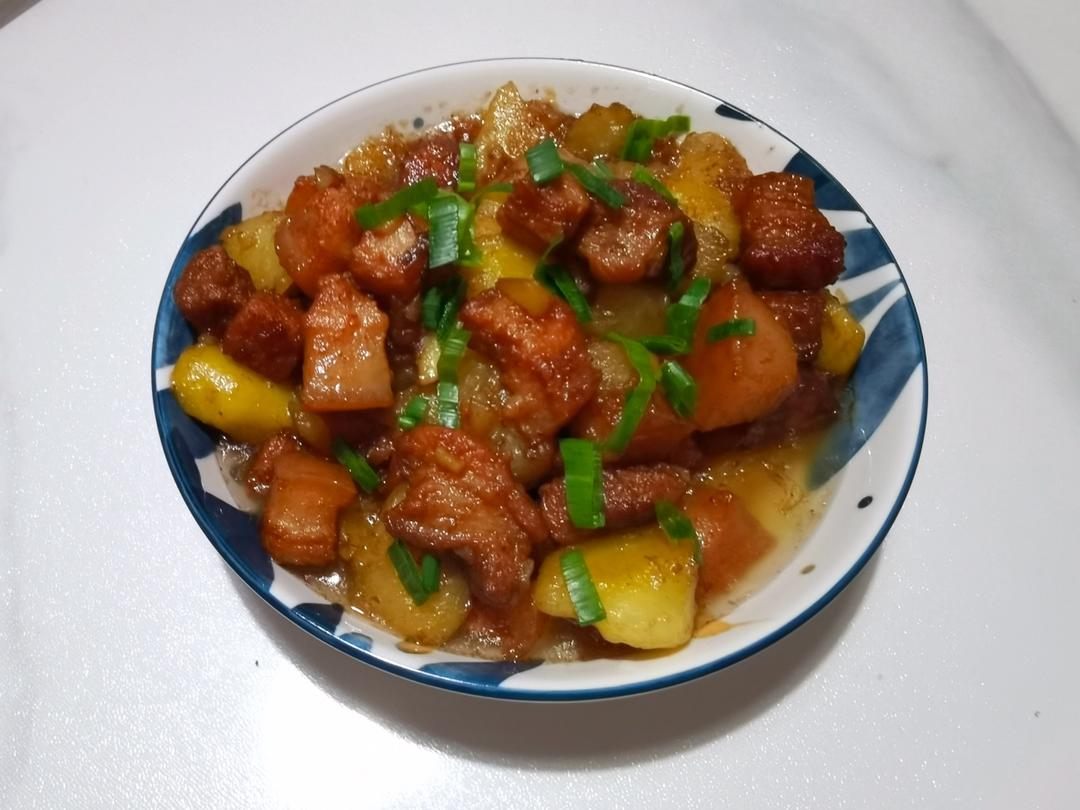 红烧肉炖土豆（丝毫不腻）