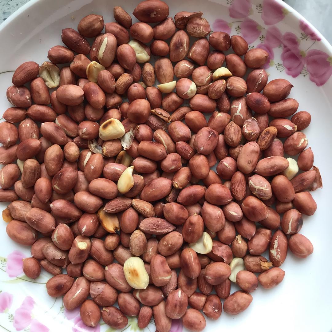 魔菇莉做的炒花生