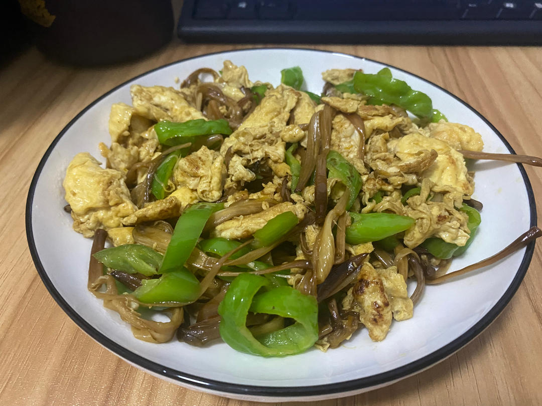 黄花菜炒鸡蛋（超香）