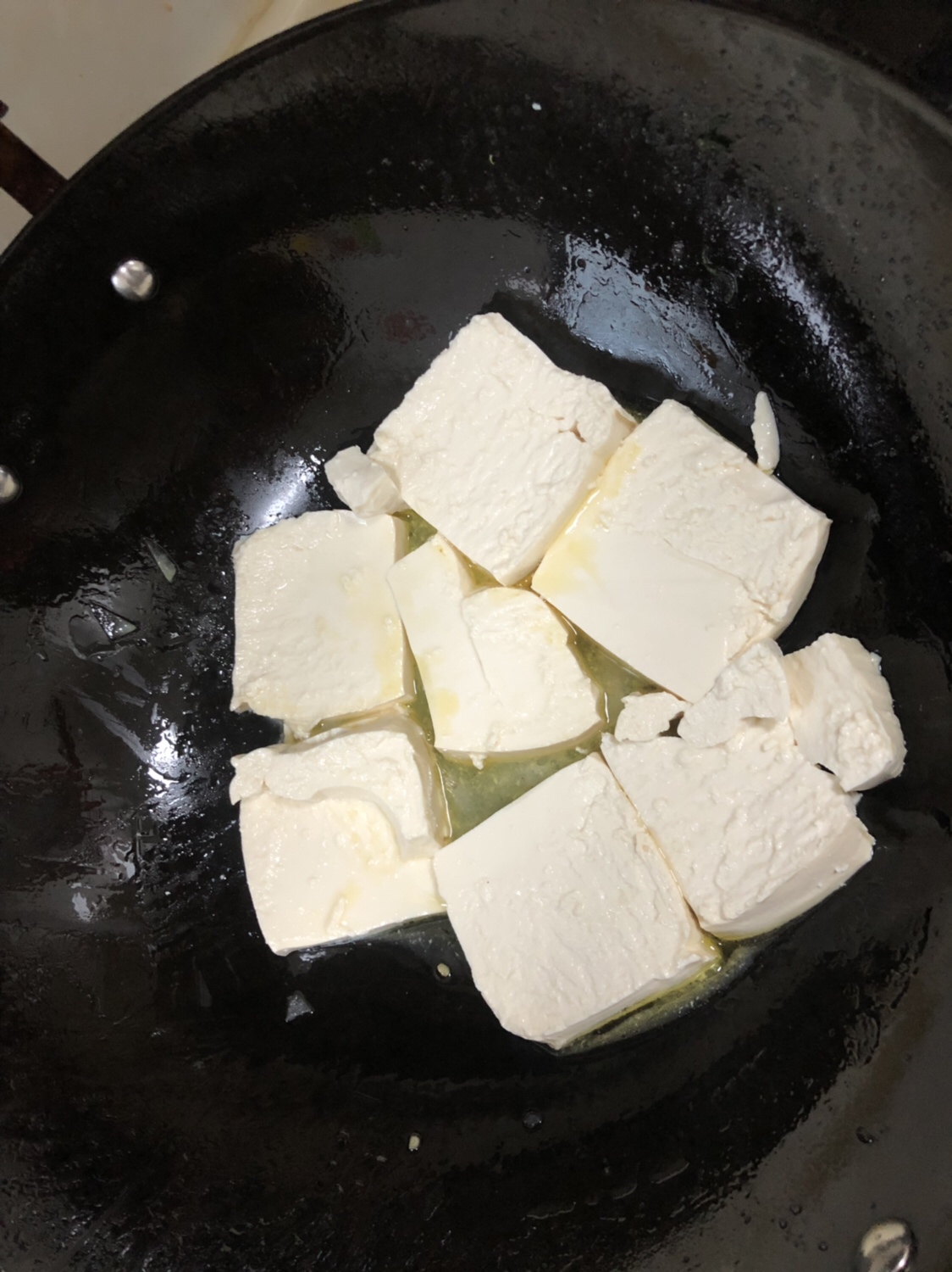 鱼头炖豆腐（红烧版）的做法 步骤3