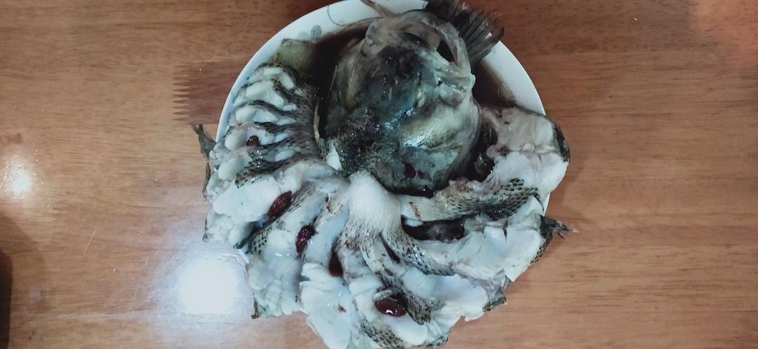 孔雀开屏清蒸鱼