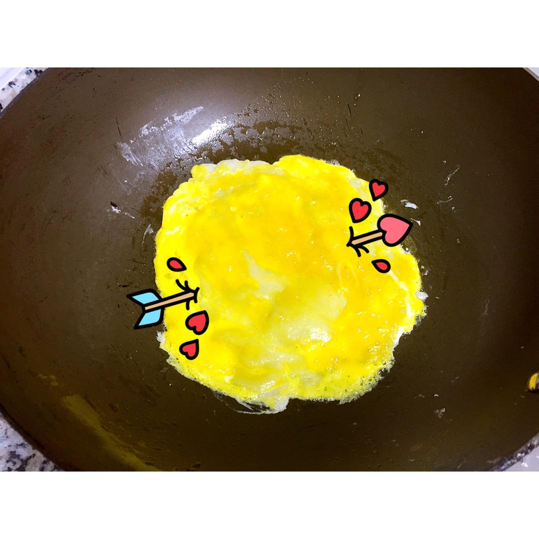 鸡蛋灌饼：街头早点自己做
